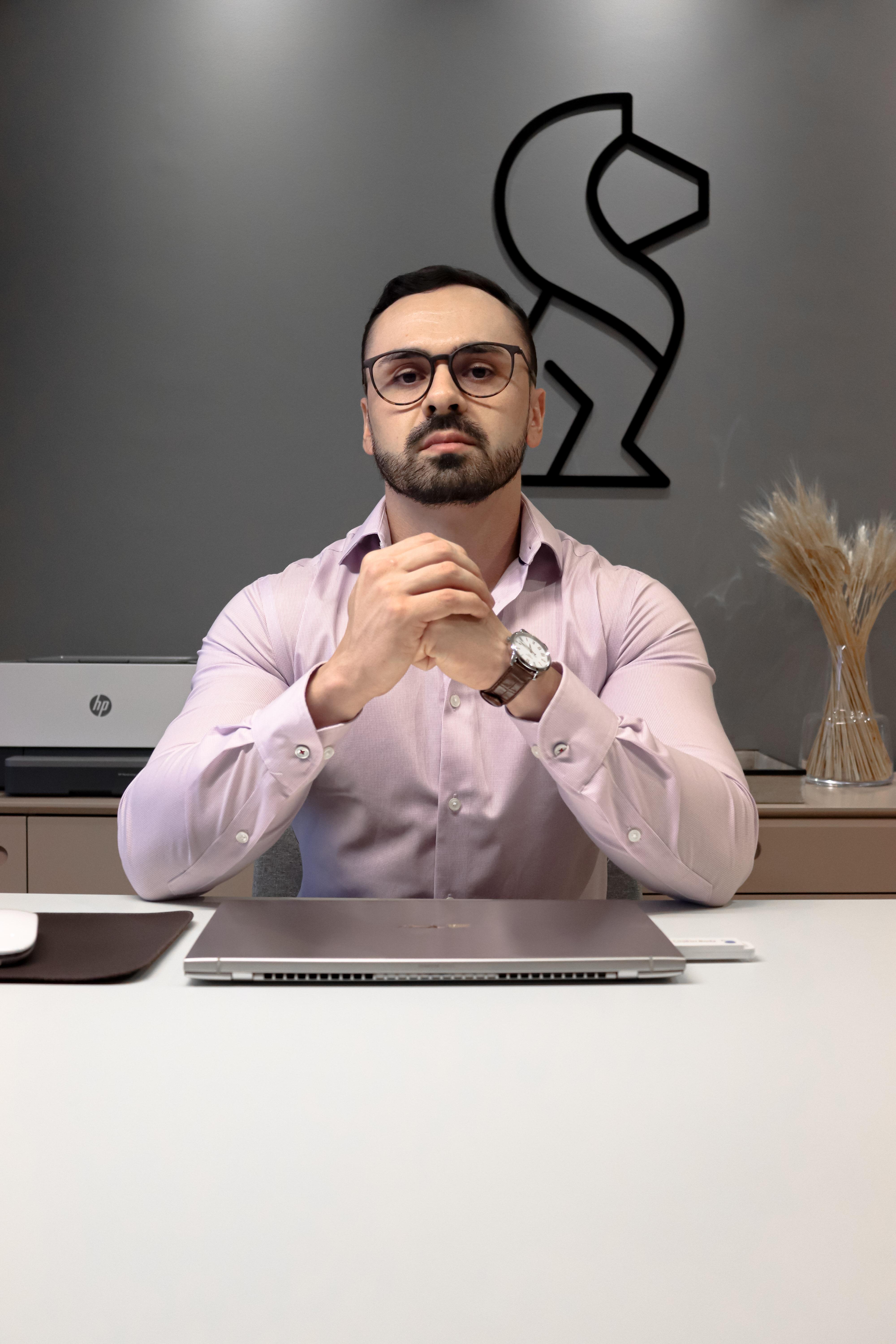 DR caio rezende